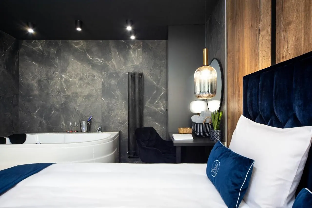 Jacuzzi Apartment Main Square Cracovia