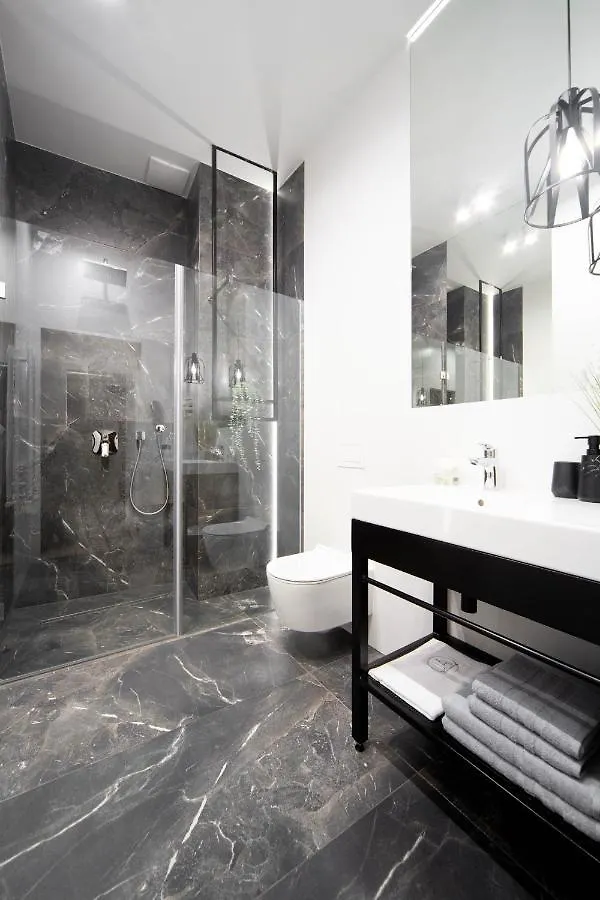 Jacuzzi Apartment Main Square Krakau