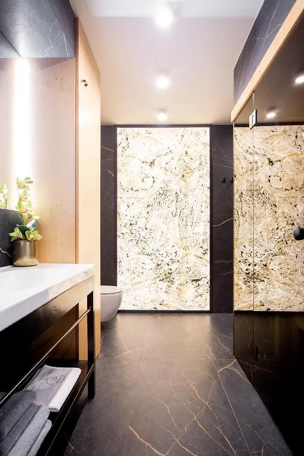 Jacuzzi Apartment Main Square Krakau 0*,
